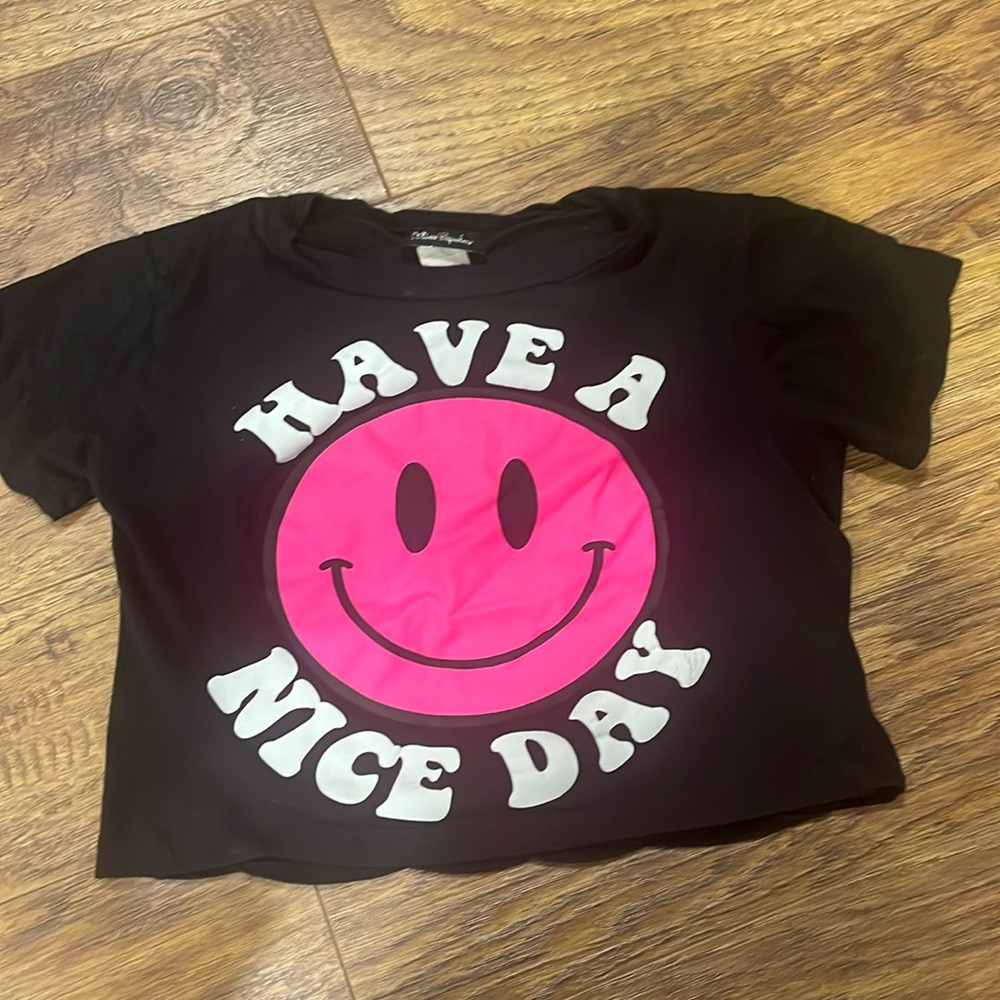 Miss Popular “Have a nice day” crop tshirt